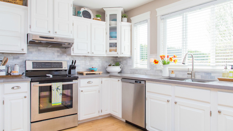 7 Inspiring Cabinets to Make You Fall in Love Again