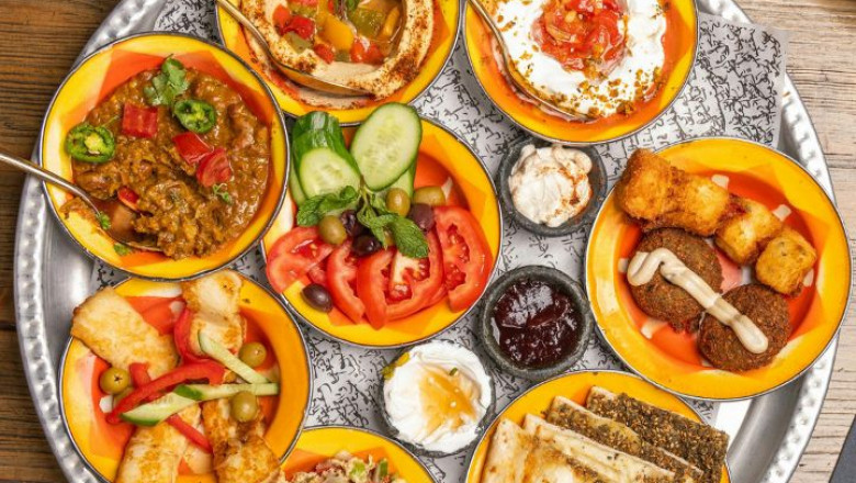 Breaking Down the Mixed Plate: Variety and Balance on a Single Platter