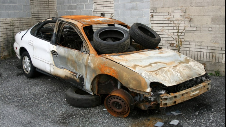 Why Selling Your Junk Car to a Licensed Buyer is the Smart Choice